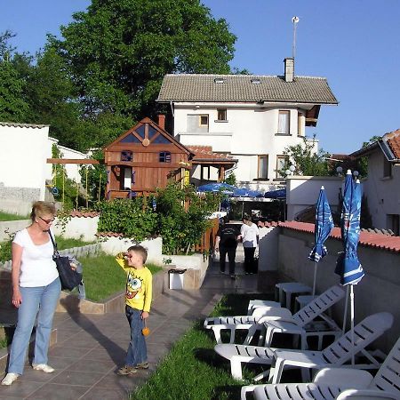 Hotel Aleksievata Kashta Gurgulyat Exterior foto